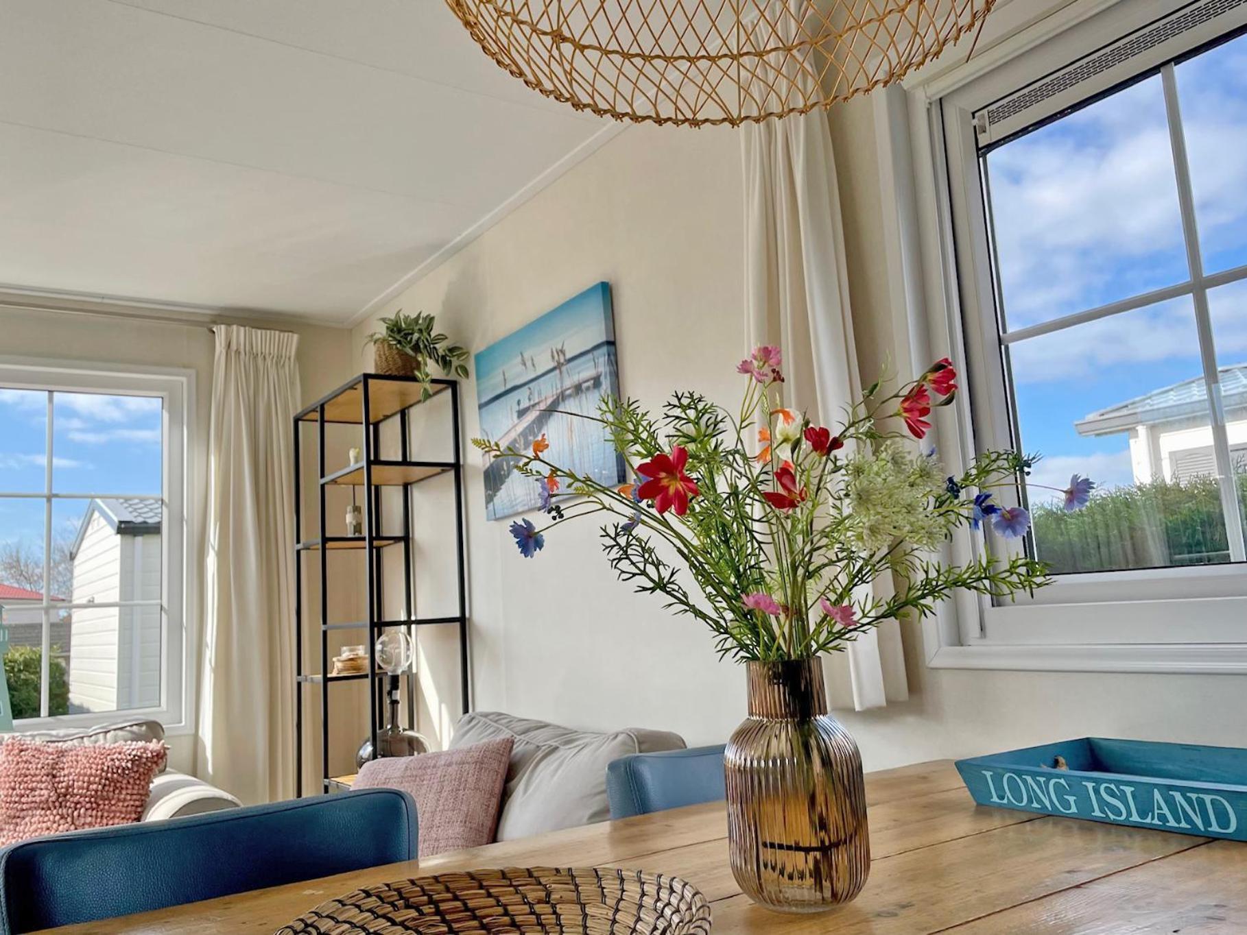 Chalet Zilt Ameland ฮอลลุม ภายนอก รูปภาพ